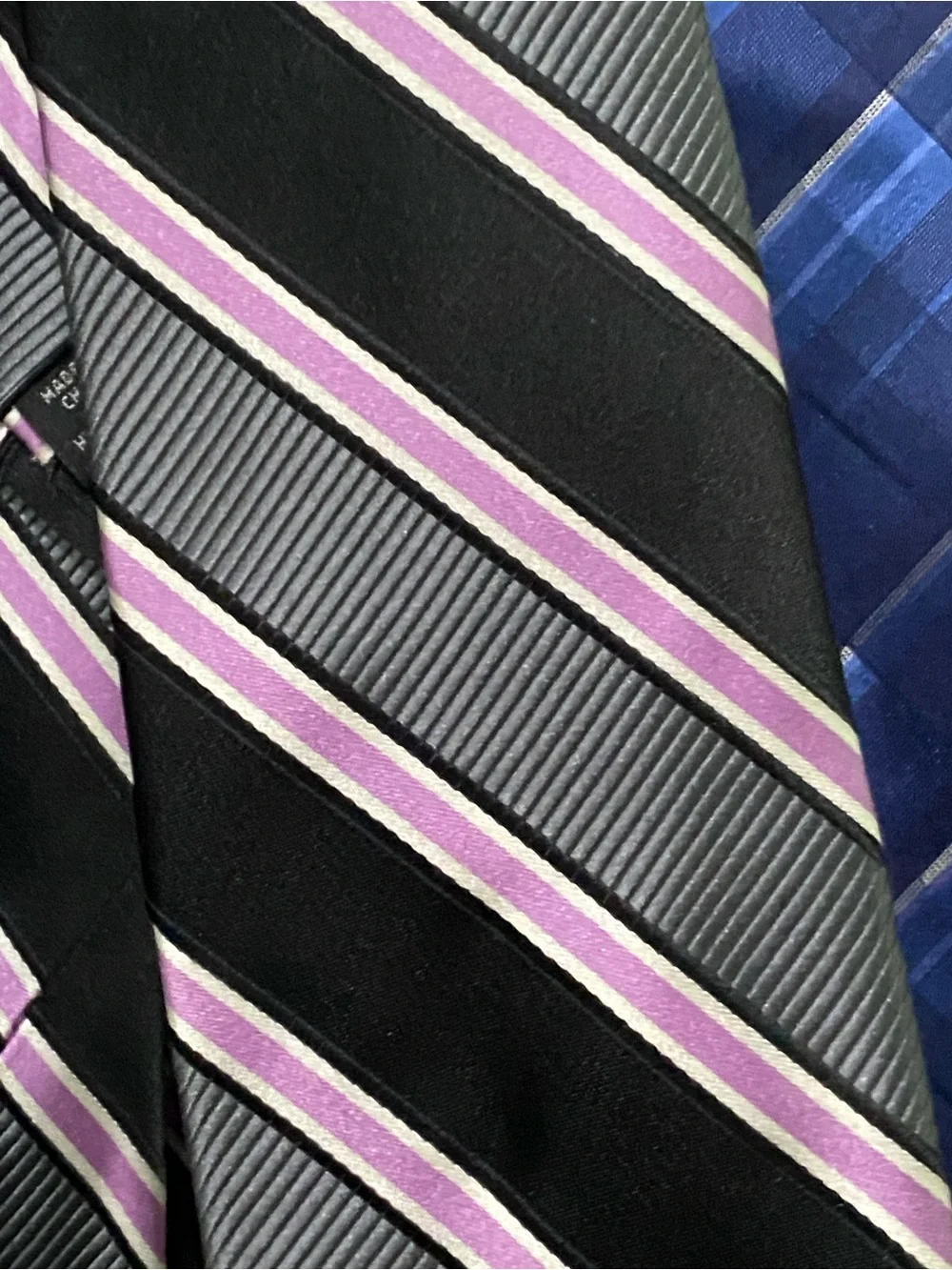 N/A set patterned